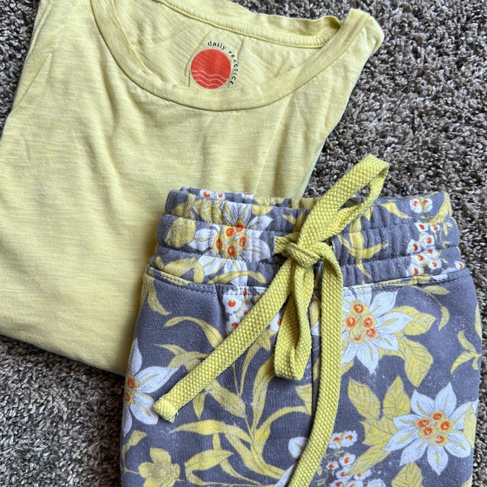 Anthropologie Daily Practice Lounge Shorts Grey Floral SM Tank Gaia Yellow MED